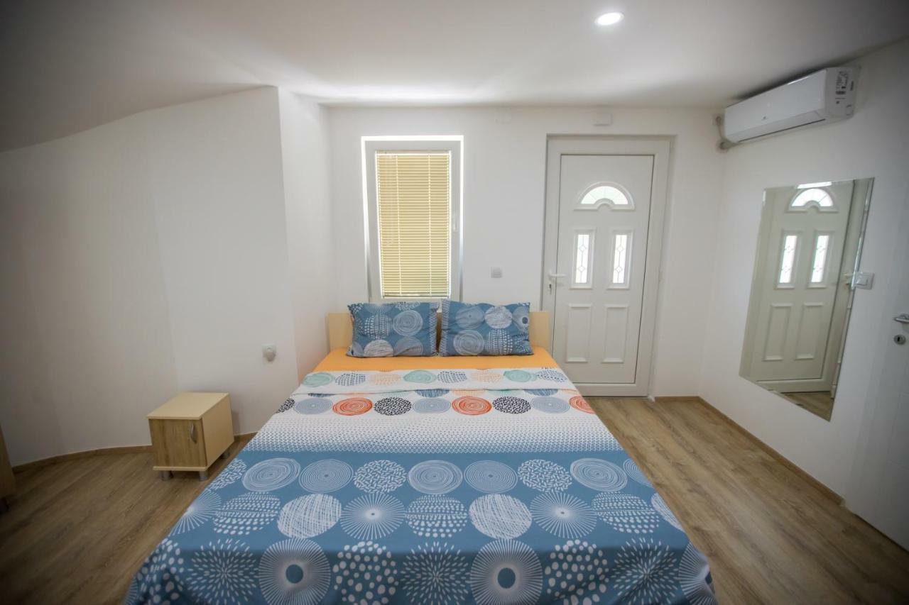 View Topia Apartments Ohrid Buitenkant foto